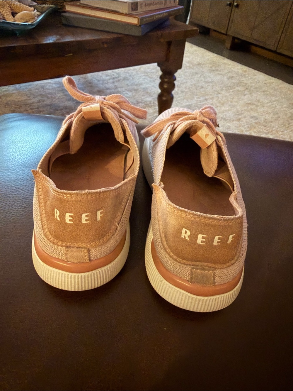 Reef Womens Neptune Sneakers, cameo rose color, size 7.5